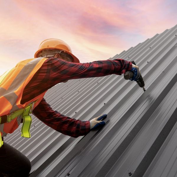 Choosing The Right Roofing Contractor 1